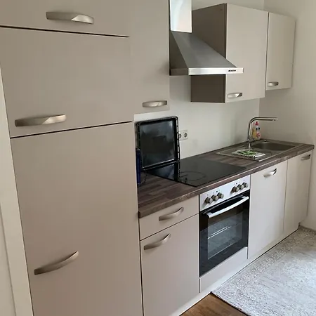 아파트 Monteurzimmer Im Herzen Wuerzburgs *